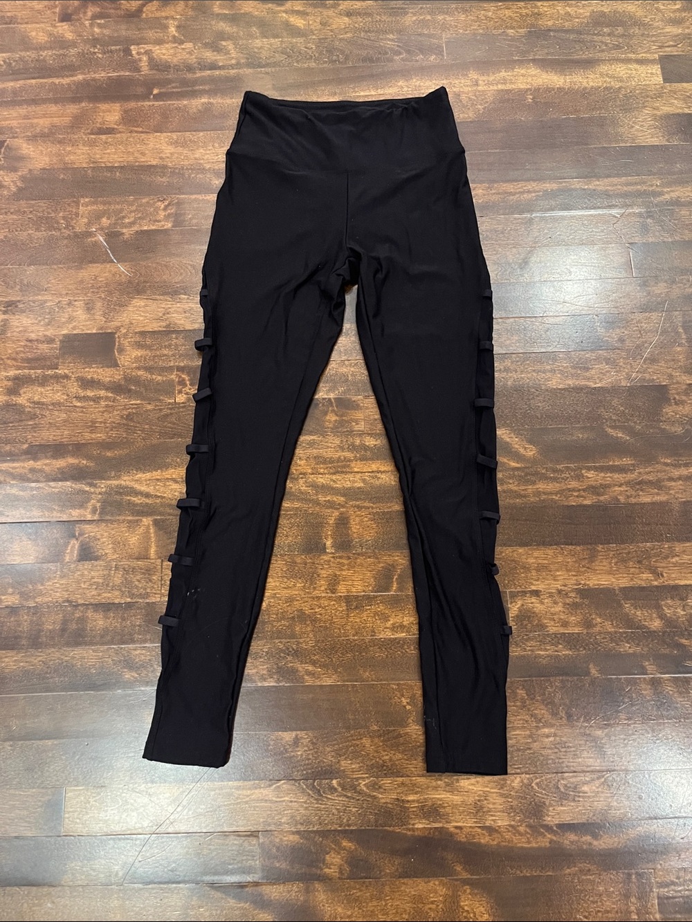 Black Workout Leggings With Mesh Detailing